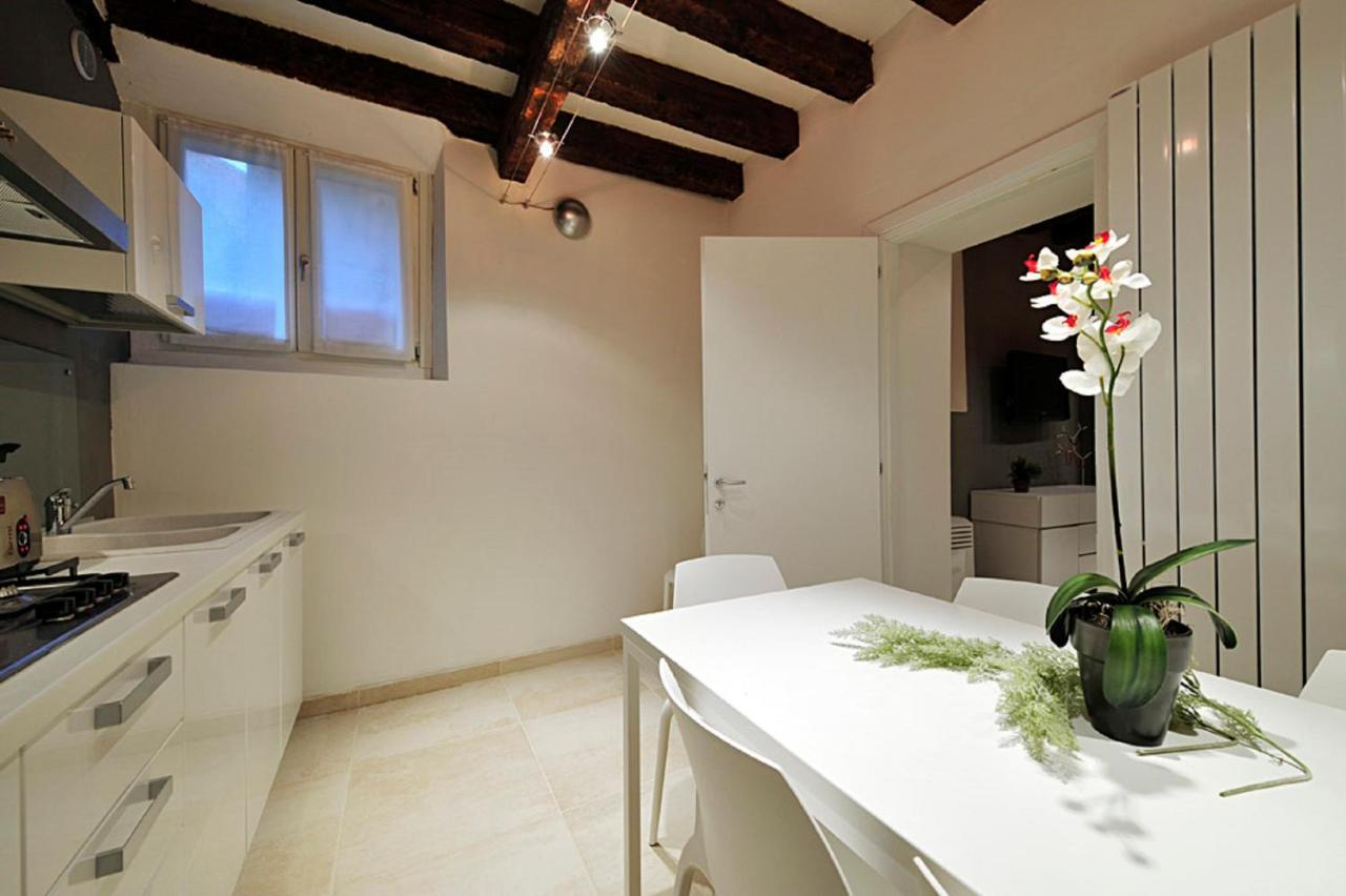 Garden Apartments Венеция Экстерьер фото